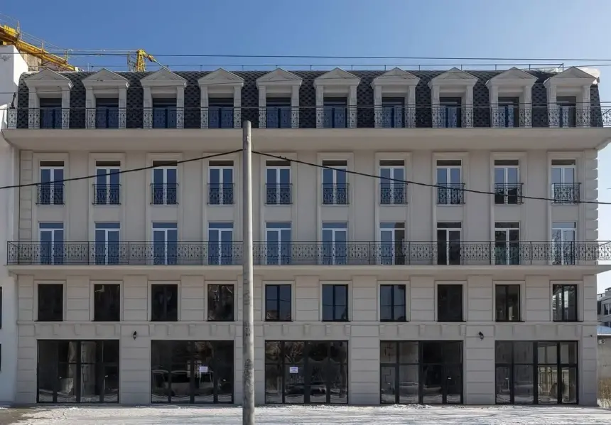 ЖК RUE MÉNARS — фасад жилого комплекса бизнес-класса в Одессе
