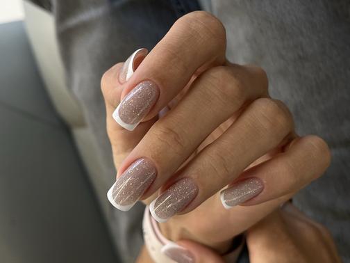 Glitter base with white French tips