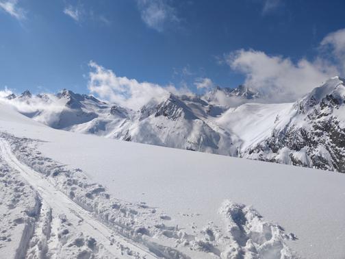(c) Coliving-petitvelan.ch