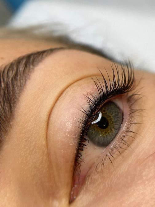 Lash lift on natural lashes