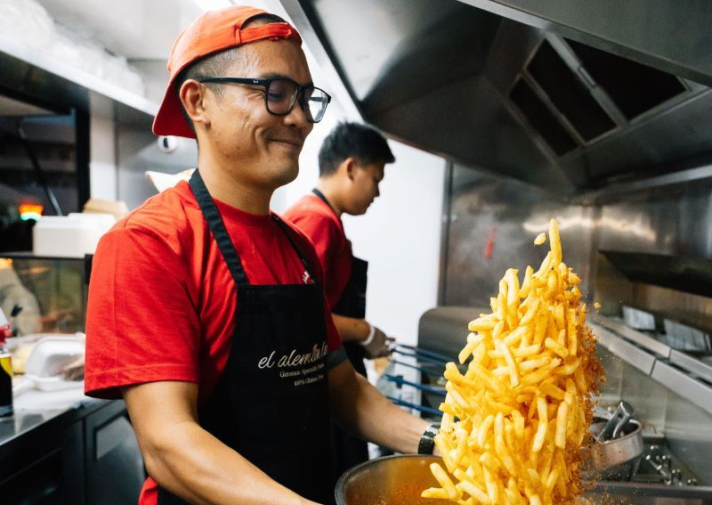 El Aleman Loco food truck