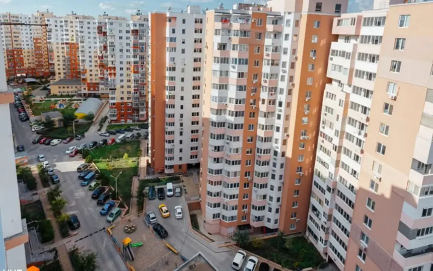 ЖК Радужный — детская площадка во дворе